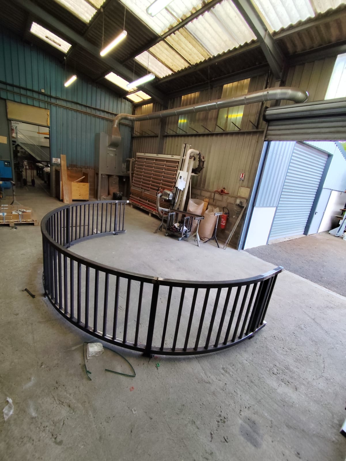 garde corps acier cintre particulier