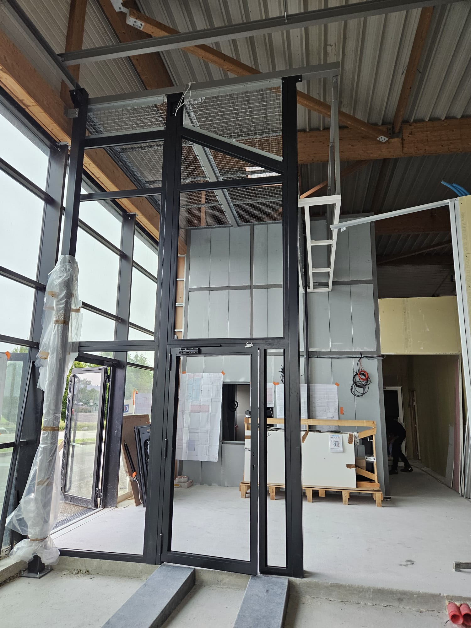 structure entree et agence cic alencon 01