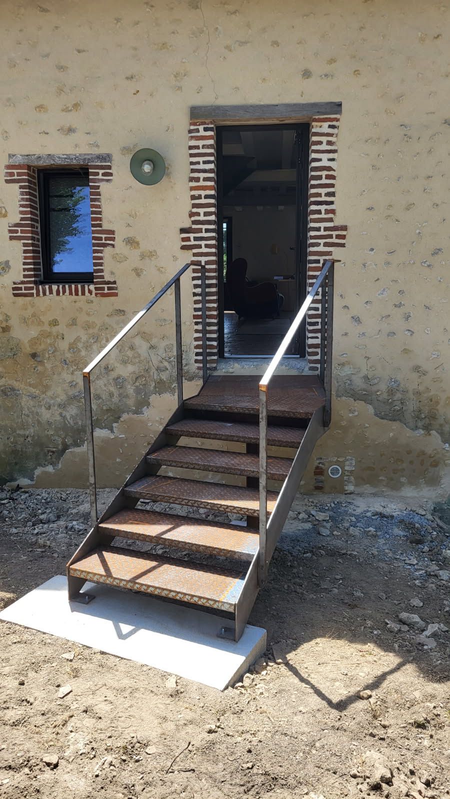 escalier brut